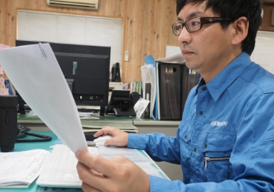 営業担当による対応と管理体制